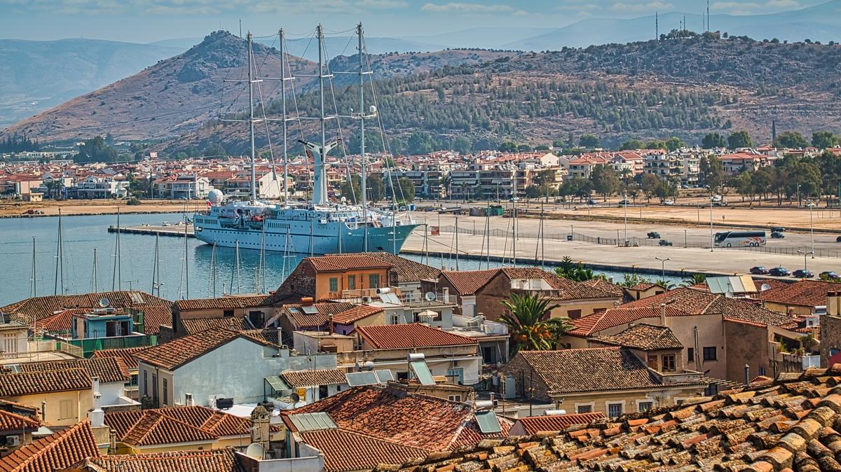 Midilli'nin tarihi rotası Molivos... Ortaçağ havası esiyor!
