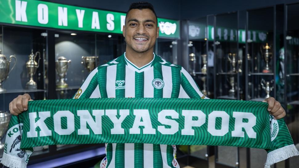 Galatasaray'ın eski santrforu Konyaspor'a transfer oldu