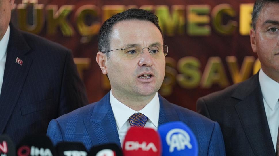 Bakan Gürlek, Alo Adalet 135'i işaret etti: Ekim ayında tüm Türkiye'de hizmete girecek