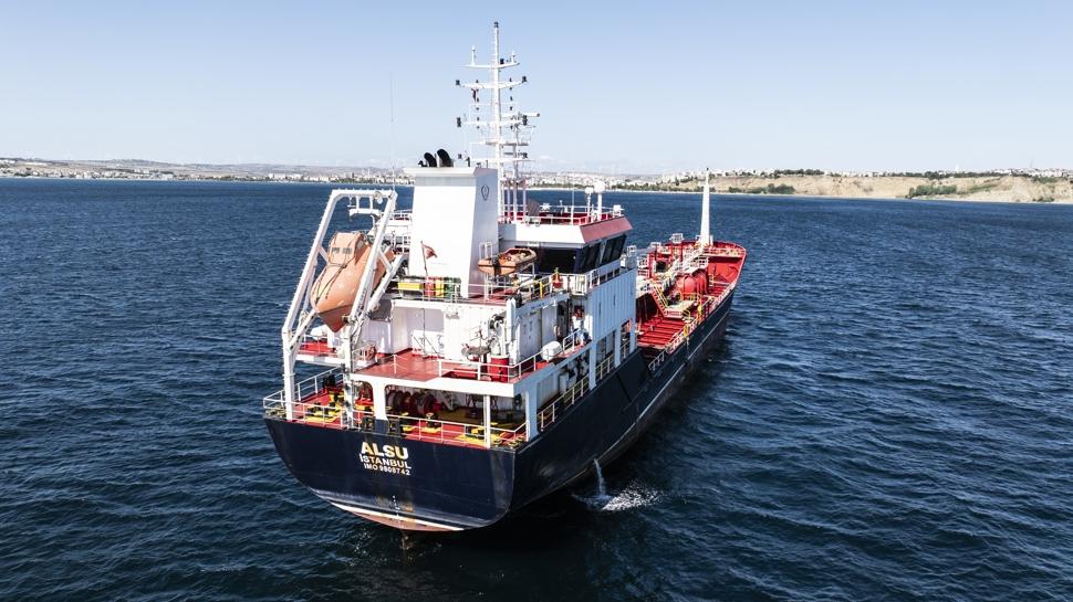 Silivri’de gemi faciası: Mürettebat için ekipler seferber oldu