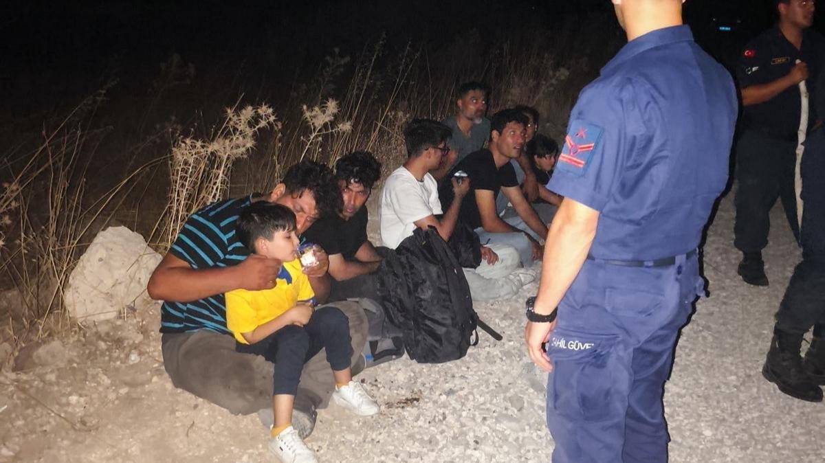 Ege'de göçmen kurtarma operasyonu! İmdatlarına Türkiye yetişti
