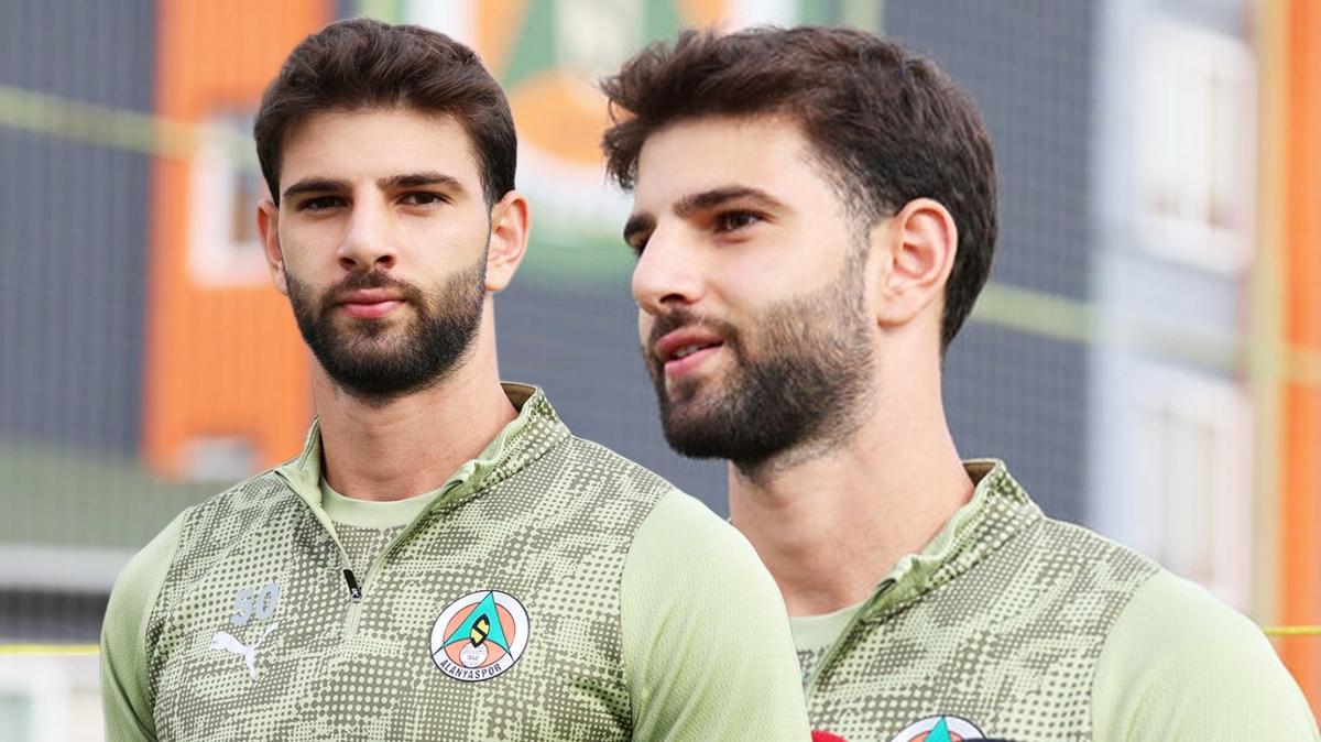 Beşiktaş'ın yeni transferi bugün İstanbul'da! Ümit Akdağ'ın geliş saati belli oldu