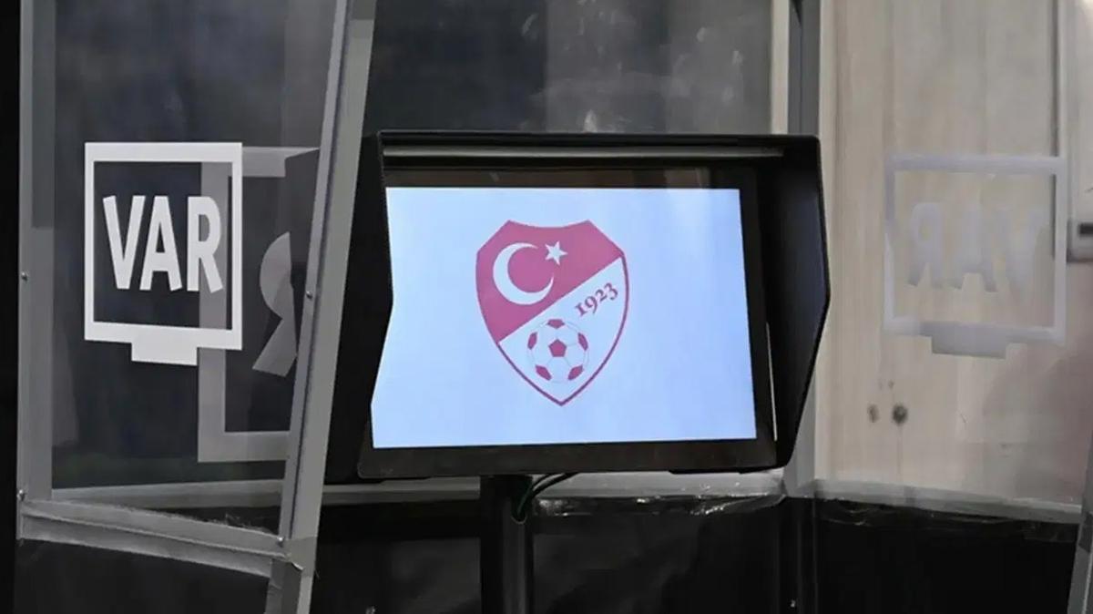 Başakşehir-Galatasaray maçının VAR hakemi belli oldu