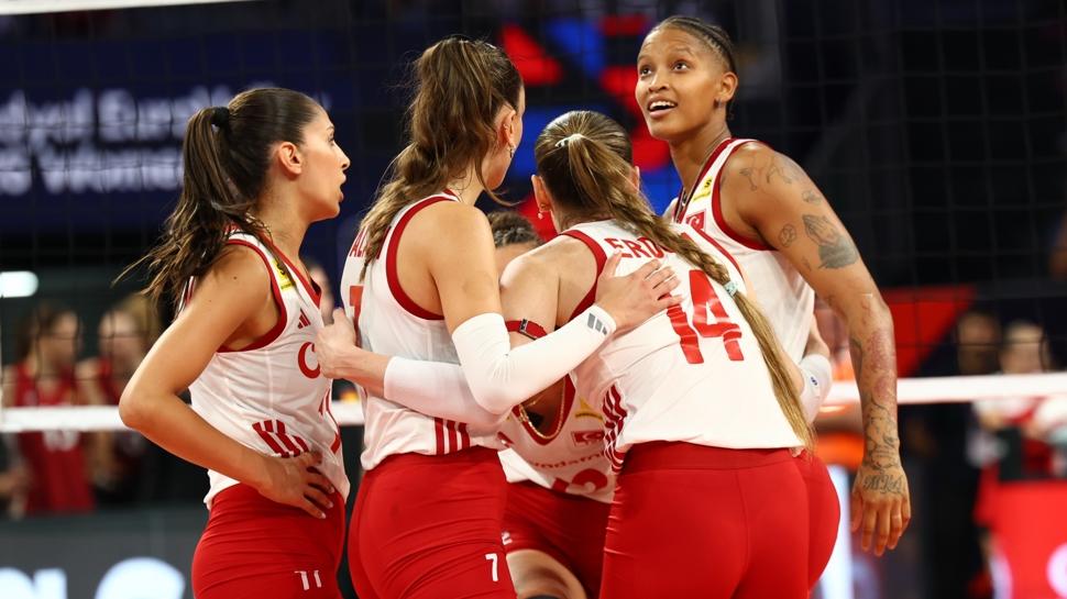 Finale bir adım kaldı! Filenin Sultanları'nın rakibi Sırbistan