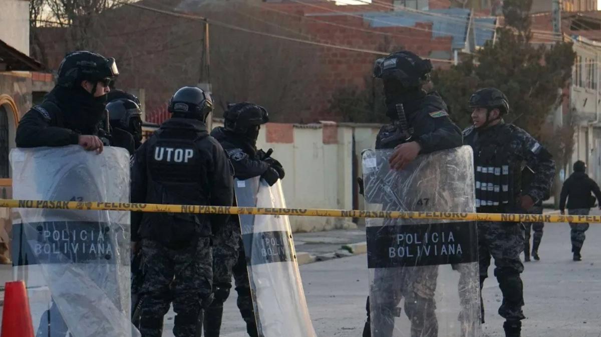 Bolivya'da askeri tesiste patlama: Ölüler ve yaralılar var