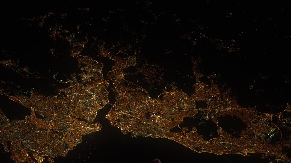 İstanbul'un uzaydan görüntüleri ortaya çıktı! Boğaz ve havalimanı dikkat çekti