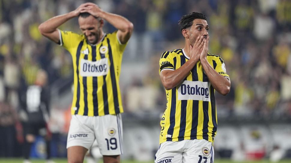 Fenerbahçe ligde hayal kırıklığı yarattı! Roma'yla çıkış hedefleniyor