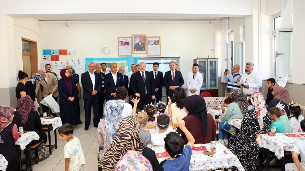 Adıyaman'da 5 bin birinci sınıf öğrencisine kırtasiye desteği