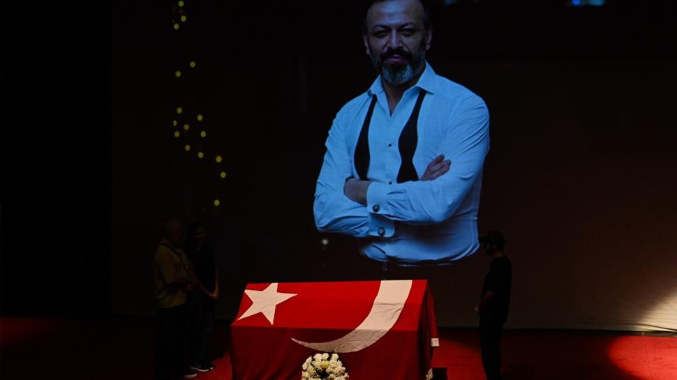Serhat Kılıç'a veda... Son yolculuğuna uğurlanıyor!