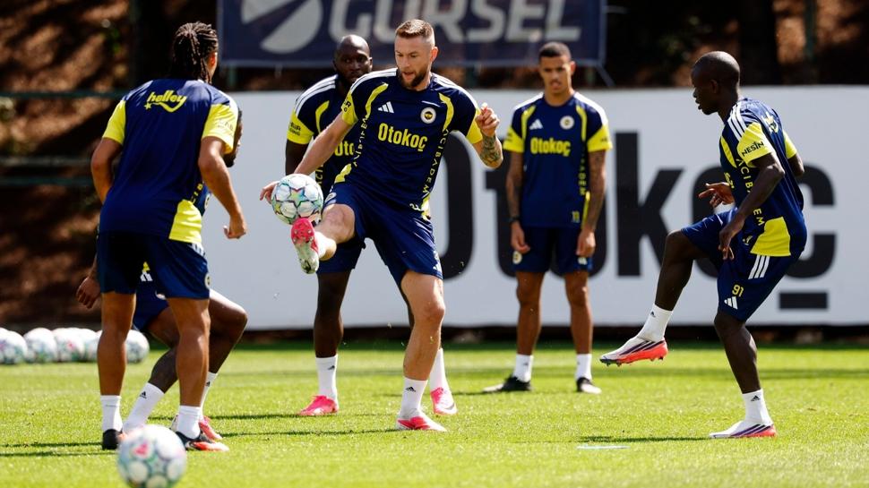 Fenerbahçe, Roma maçı hazırlıklarını tamamladı
