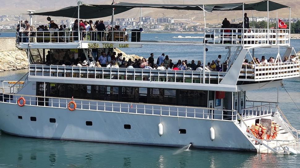 Savaşa rağmen tatilden ödün vermiyorlar! Türkiye'ye ilgi sürüyor