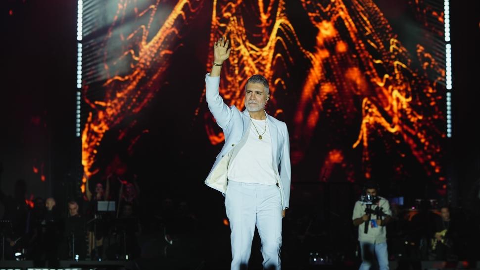 Özcan Deniz Kayseri Kültür Yolu Festivali'nde sahneye çıktı!