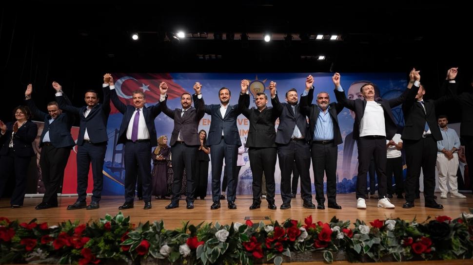 Bahçelievler'de denge değişti: 3 meclis üyesi AK Parti'ye katıldı