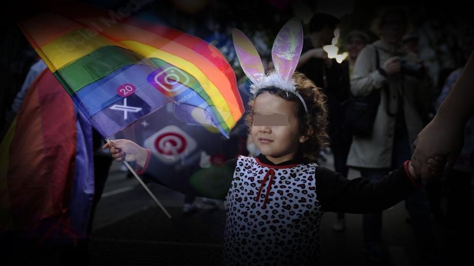 LGBT lobisinin '8. cephe' tezgahı: Dijital anaforla çocukların beyni yıkanıyor