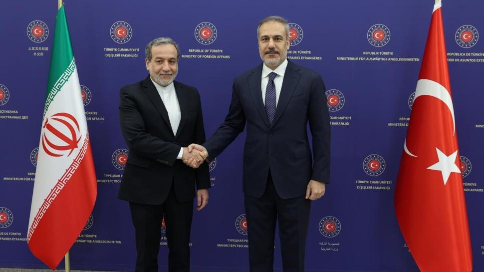 Bakan Fidan, İranlı mevkidaşı Erakçi ile görüştü: Gündemde bölgedeki çatışmalar vardı