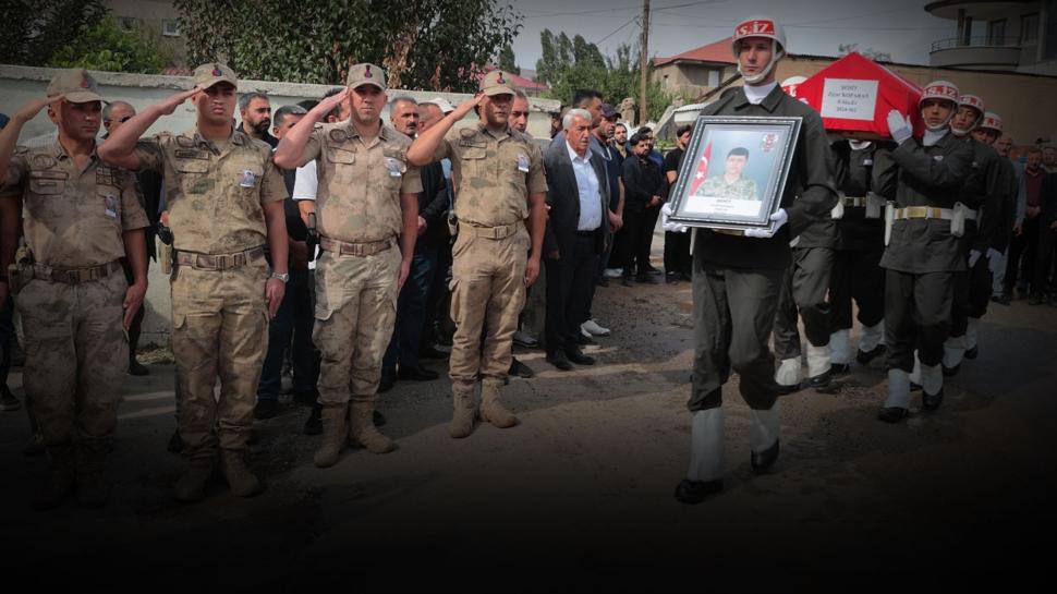 Görevi başındayken şehit olmuştu: Er Ziyar Koparan dualarla son yolculuğuna uğurlandı