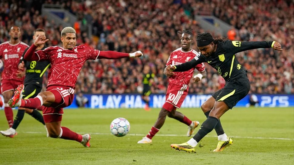 Liverpool, ligde Fulham karşısında 2 puan bıraktı
