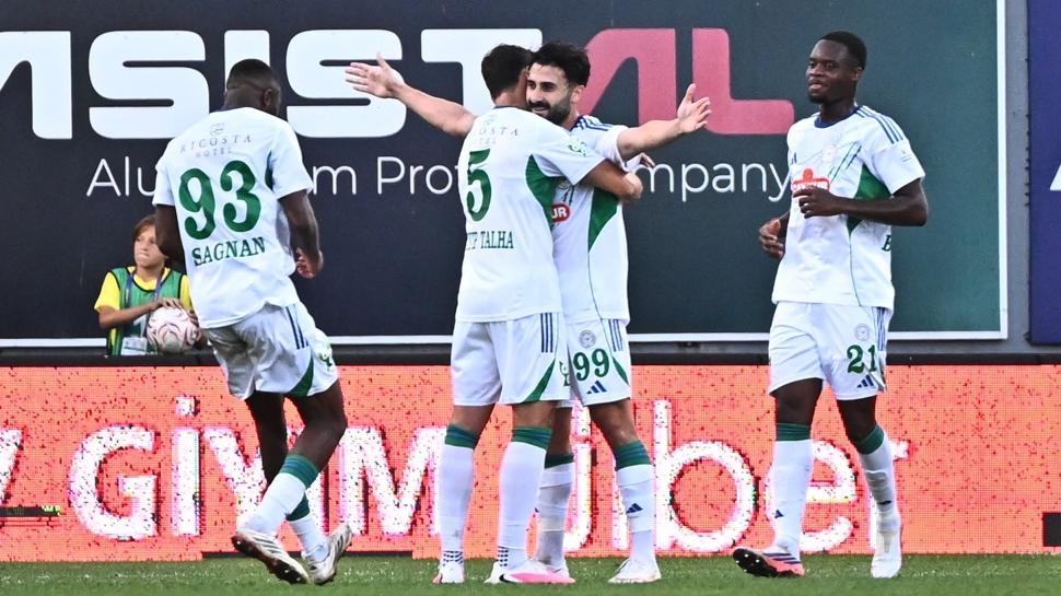 Rizespor, İstanbul'da Eyüpspor'u 2 golle geçti