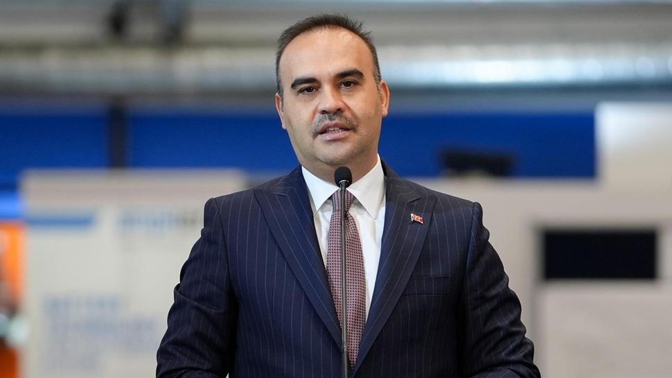 Bakan Kacır'dan tekstil sektöründe yeşil ve dijital dönüşüm mesajı