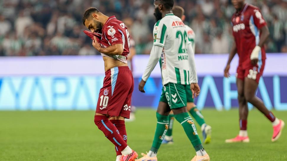 Fırtına Konya'da baskına uğradı
