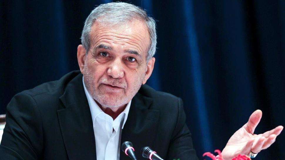 İran Cumhurbaşkanı Pezeşkiyan'dan BRICS toplantısında "yerel paralarla ticaret" mesajı
