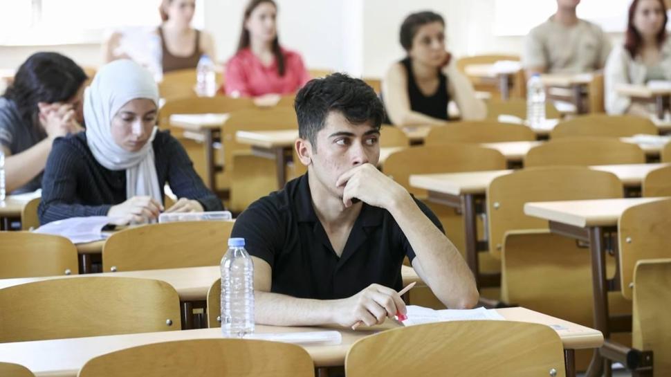 KPSS Lisans Alan Bilgisi'nin son oturumu başladı