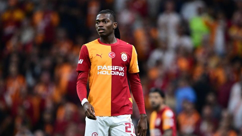 Okan Buruk'tan ilk 11'de 3 değişiklik
