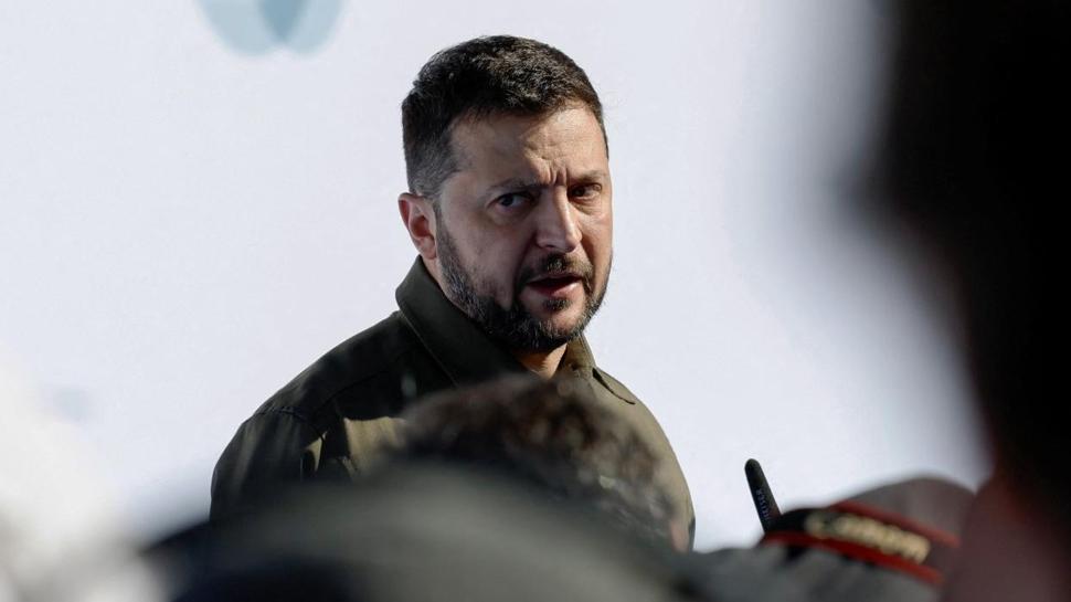 Zelenskiy: Rusya yaklaşık 2 bin 100 İHA fırlattı