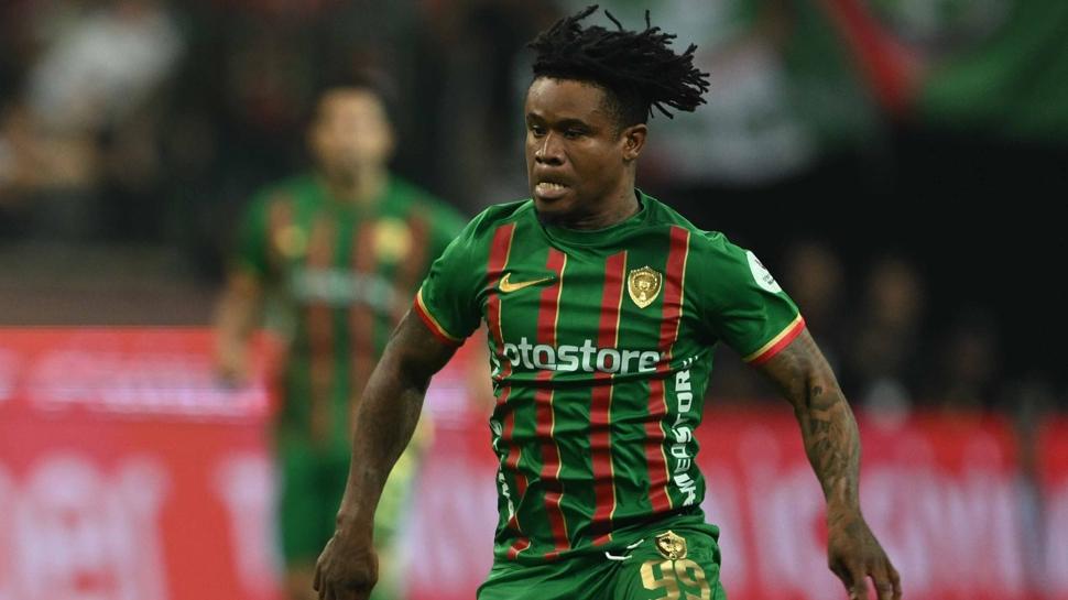 Gift Orban, gol krallığında Victor Osimhen'i yakaladı