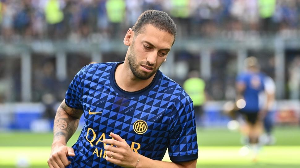 Hakan'dan Inter'i yıkan haber: Dev maçta yok!