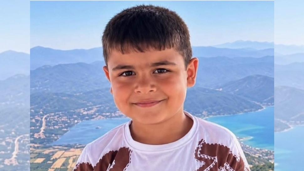Kahreden ölüm! Boğazına oyuncak kaçan çocuk kurtarılamadı