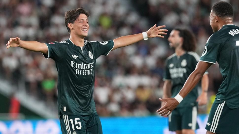 Real Madrid'den Elche deplasmanında nefes kesen galibiyet
