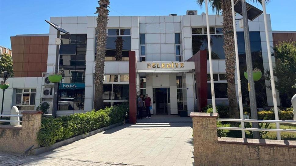 Seferihisar Belediyesi'nde rüşvet çarkı: 29 zanlı tutuklandı