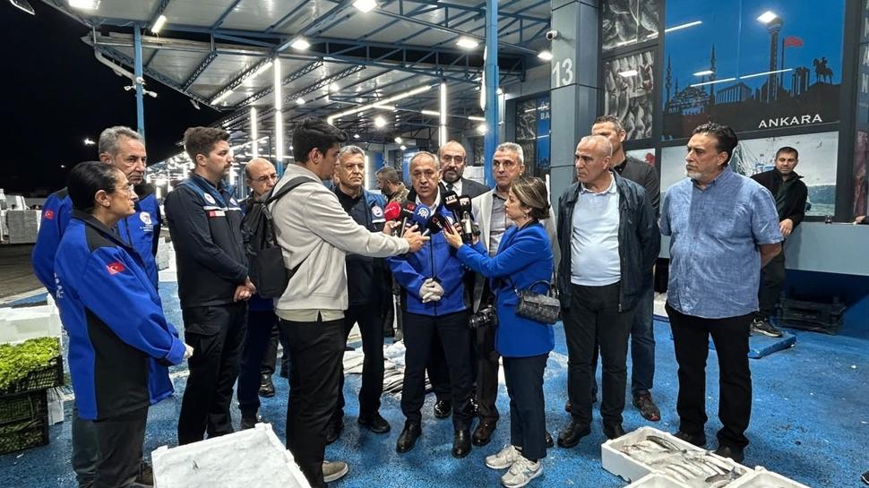 Tezgahlar bayram etti! Ankara Hali'nde palamut ve hamsi bereketi
