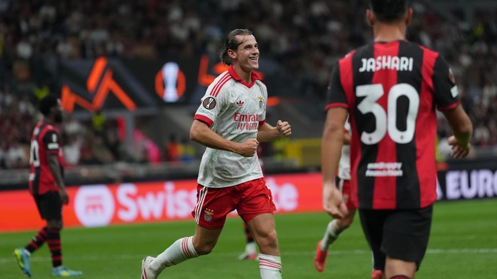 Benfica, Avrupa Ligi’nde Milan’ı devirdi