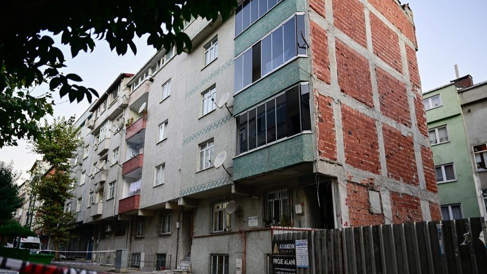 Duvarlardan gelen gürültü sokağa döktü! Sultangazi'de iki bina mühürlendi