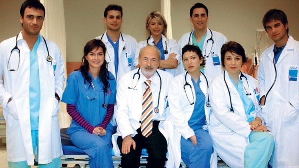 Kutsi Tuzlu Kahve'ye mi geliyor? Yasemin Ergene ile Doktorlar'dan sonra partner olacak...