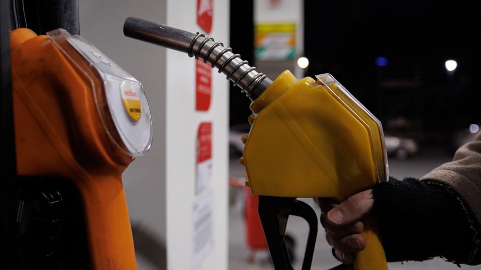 Motorine büyük indirim geliyor! 100 lirayı aşmıştı, yarın tabela değişecek