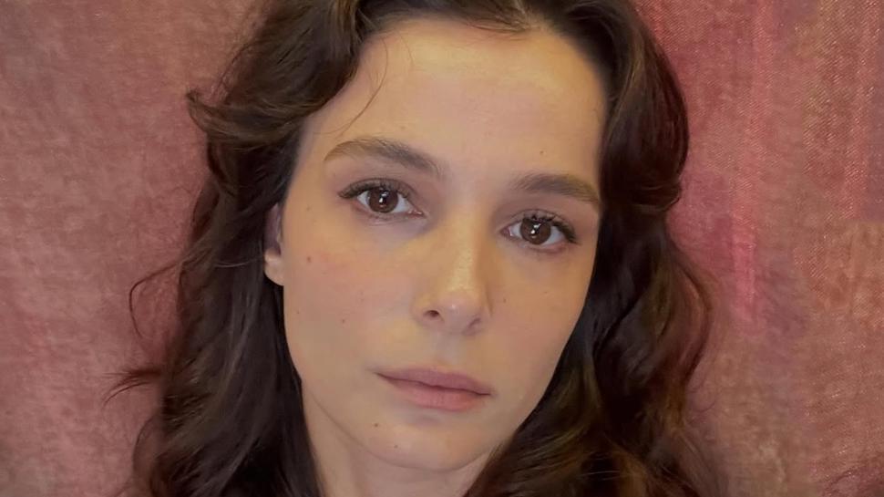Büşra Develi gizemli arkadaşıyla görüntülendi! Açıklama geldi...