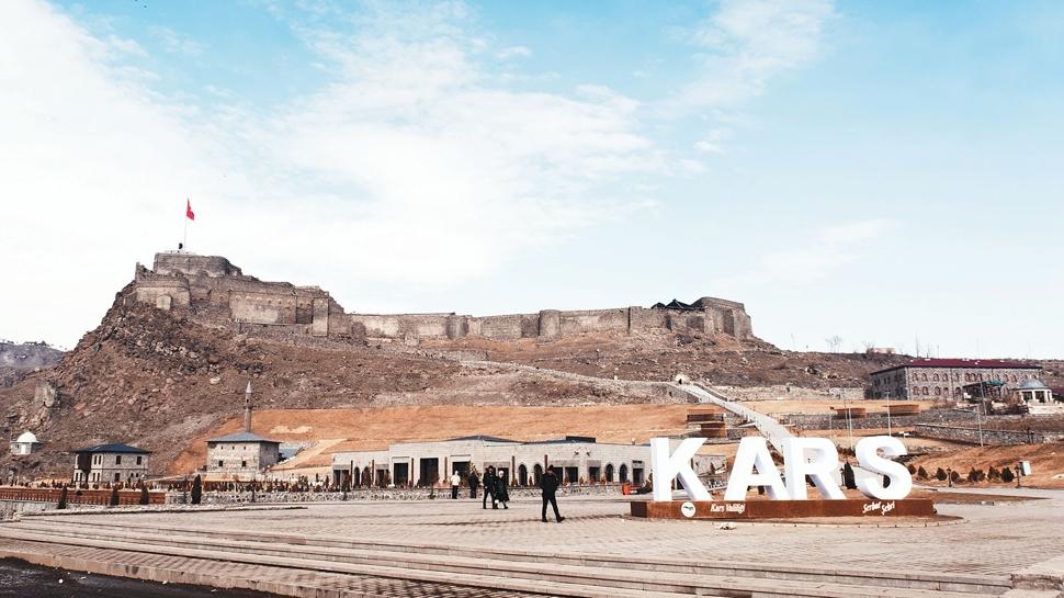 Rus mimarisinin izinde Kars