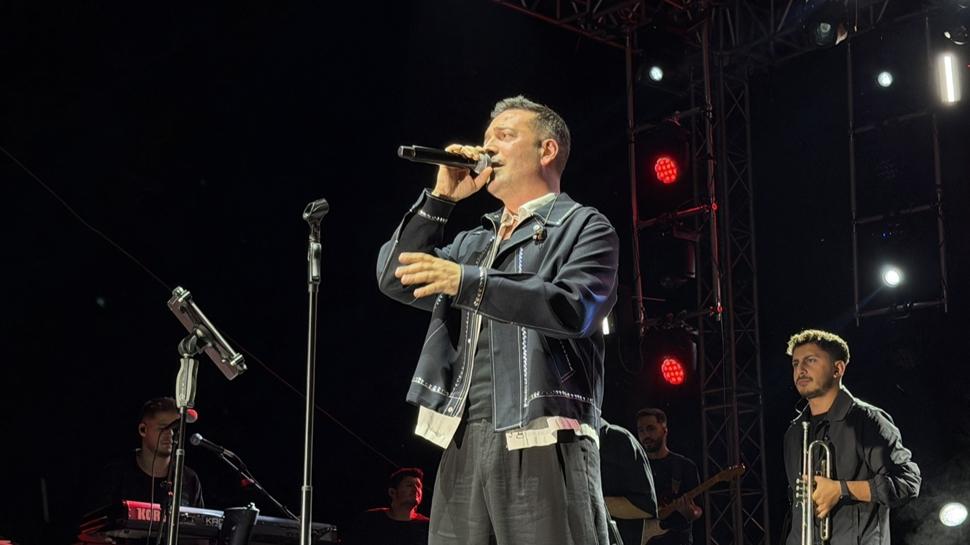 Oğuzhan Koç Edirne Gastronomi Festivali'nde sahneye çıktı