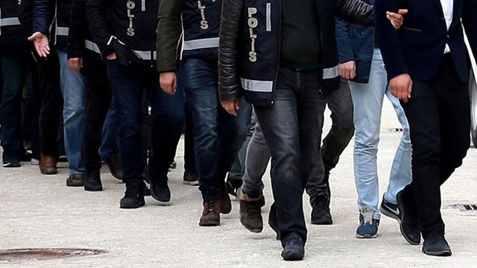 Yurt dışına kaçmaya çalışan FETÖ'cüler enselendi