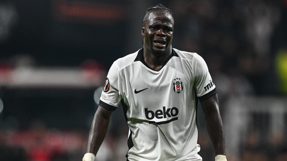 Junior Olaitan, Avrupa devleriyle yarışıyor