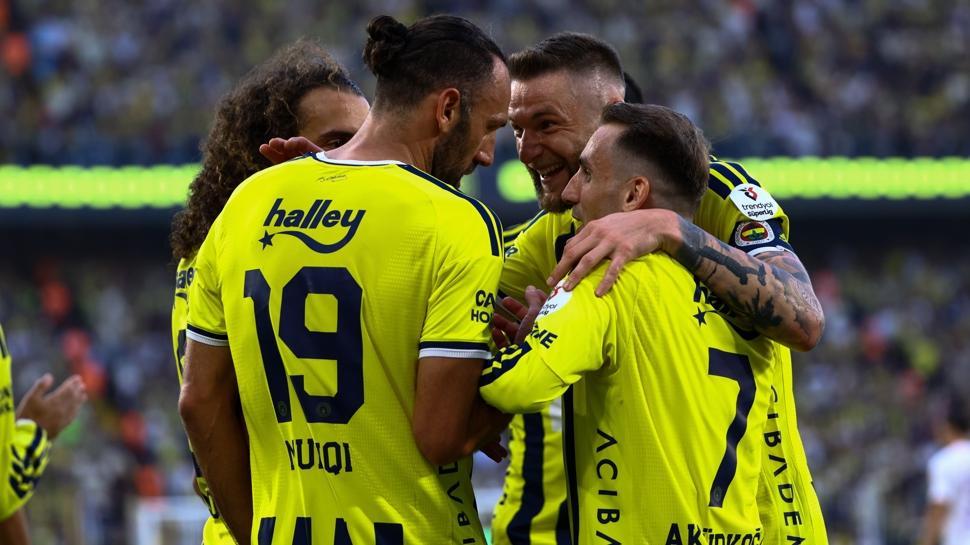 Milli ara sonrası zorlu viraj! İşte Fenerbahçe'yi bekleyen fikstür...