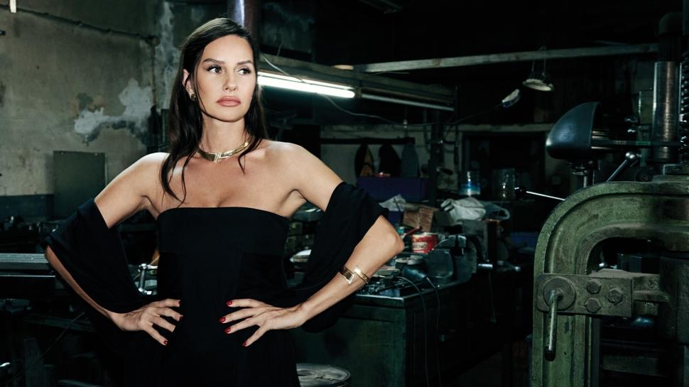 Yasemin Ergene uzun bir aradan sonra setlere ve yeni bir hikayeye ‘merhaba' diyor