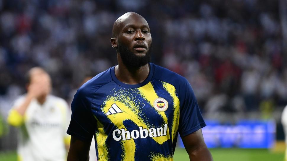 Van Bommel: Lukaku'nun zamana ihtiyacı var