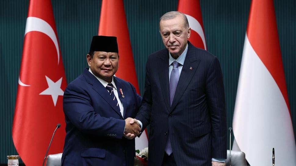 Başkan Erdoğan, Endonezya Cumhurbaşkanı Prabowo Subianto ile telefonda görüştü