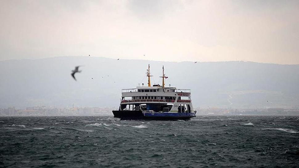 Deniz ulaşımına fırtına engeli! Bazı feribot seferleri iptal edildi