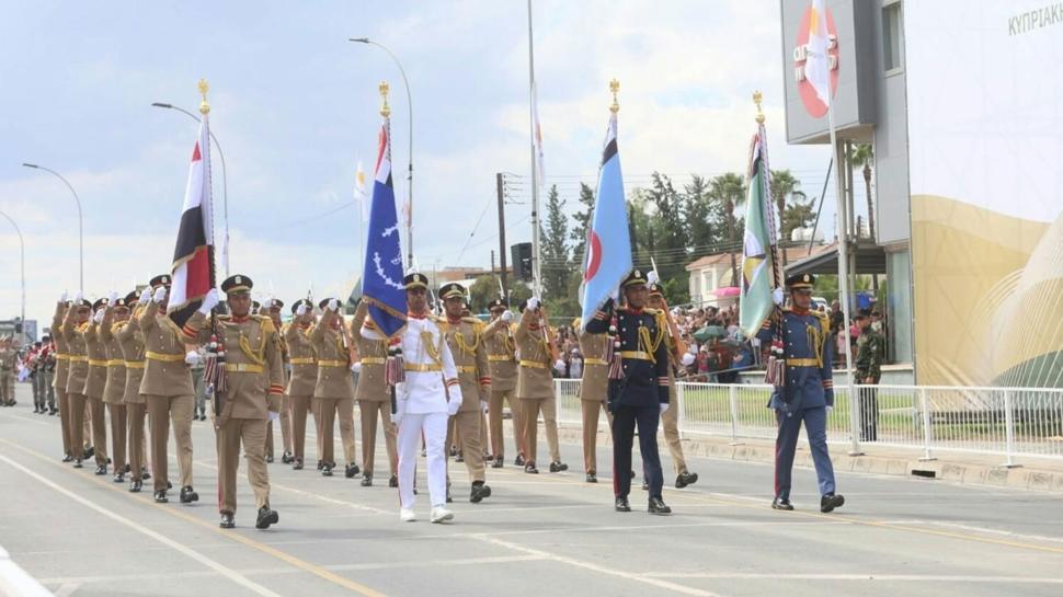 İsrail silahıyla bağımsızlık günü