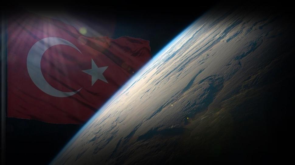 Uzayda stratejik ortaklık damgalandı: TUA ve İngiltere arasında anlaşmalar imzalandı